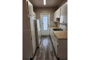 6856 Abbott Ave APT 8, Miami Beach, FL 33141, Sold 08/12/25