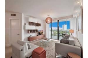 20185 E Country Club Dr APT 909, Aventura, FL 33180, Sold 07/11/25