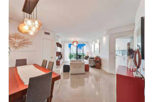 20185 E Country Club Dr APT 909, Aventura, FL 33180, Sold 07/11/25