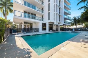 13800 Highland Dr 302, North Miami Beach