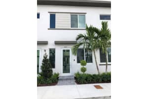 6670 Nw 103rd Path 1, Doral