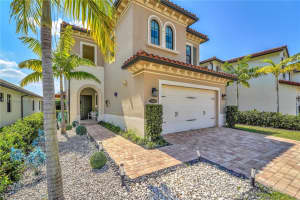11840 SW 13th Ct, Pembroke Pines, FL 33025, Sold 06/12/25