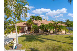 20317 SW 324th St, Homestead, FL 33030, Sold 04/30/25