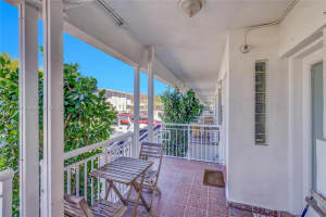 330 74th St APT 8, Miami Beach, FL 33141, Sold 05/09/25