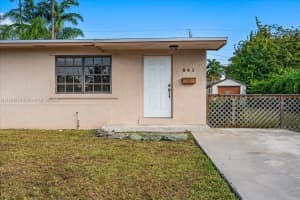 841 NE 13th St, Homestead, FL 33030, Sold 05/08/25