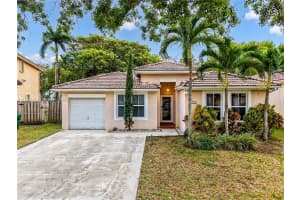 13936 S Cypress Cove Cir, Davie, FL 33325, Sold 05/12/25