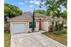 13936 S Cypress Cove Cir, Davie, FL 33325, Sold 05/12/25