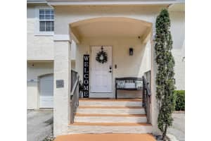 9900 NW 2nd Ct, Plantation, FL 33324, - MLS#A11764524