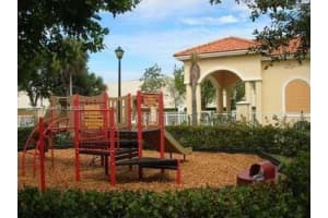6482 Catalina Ln #6482, Tamarac, FL 33321, Sold 12/15/25