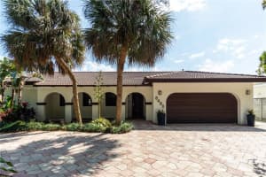 8480 Dundee Terrace, Miami Lakes, FL 33016, Sold 04/23/25