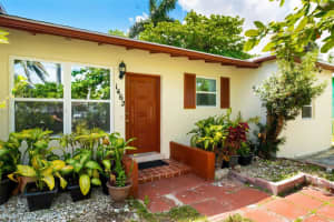 1462 NE 118th St, Miami, FL 33161, Sold 05/22/25