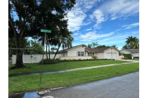 3800 Beach Way, Hollywood, FL 33026, Sold 08/29/25