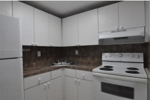 606 W 81st St APT 318, Hialeah, FL 33014, Sold 05/20/25