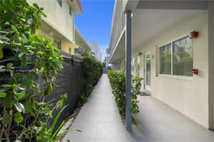 740 Meridian Ave Apt 11, Miami Beach, FL 33139, - MLS#A11764841