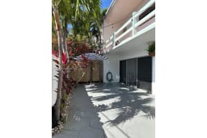 7270 Gary Ave, Miami Beach