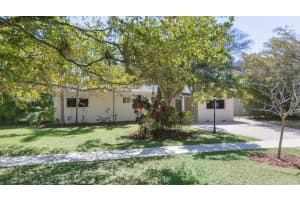 7350 SW 96th St, Pinecrest, FL 33156, Sold 05/23/25