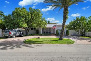 5810 SW 22nd St, Miami, FL 33155, - MLS#A11764933