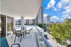 19707 Turnberry Way APT 5D, Aventura, FL 33180, - MLS#A11764961