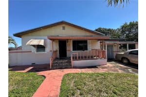 8327 Nw 14th Ct, Miami