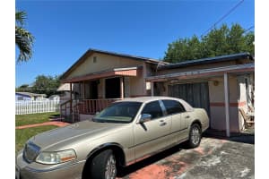 8327 NW 14th Ct, Miami, FL 33147, - MLS#A11765020