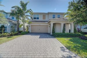 1575 Bursera Ter, Hollywood