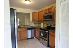 216 Lakeside Cir, Sunrise, FL 33326, - MLS#A11765064