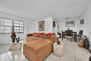13500 NE 3rd Ct APT 324, North Miami, FL 33161, - MLS#A11765065