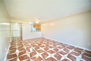 15205 Ne 6th Ave D111, Miami