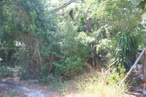 815 Madrid Rd Key Largo, FL 33037 Sold 08/07/25