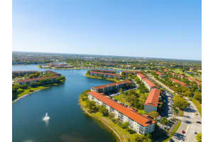 12900 Sw 13th St 211e, Pembroke Pines