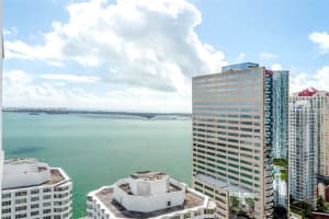 950 Brickell Bay Dr APT 2909, Miami, FL 33131, Sold 08/11/25