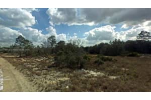 330 Summertime Ln, Lake Placid, FL 33852 - MLS#A11765146
