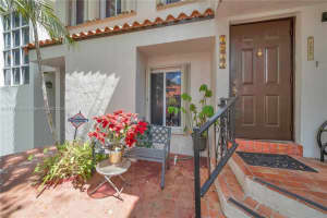 7577 SW 109th Pl, Miami, FL 33173, Sold 07/21/25