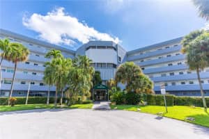 4000 Ne 170th St 300, North Miami Beach