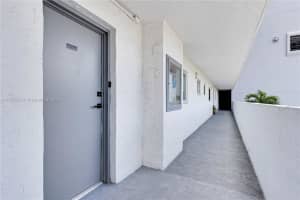 4000 NE 170th St APT 300, North Miami Beach, FL 33160, - MLS#A11765245