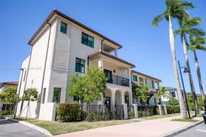 8321 Central Park Blvd Doral, FL 33166 - Off Market