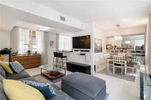 3232 SW 22nd Terrace # 115, Miami, FL 33145, - MLS#A11765333