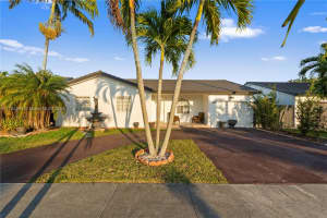 17803 SW 152nd Pl, Miami, FL 33187, Sold 07/09/25