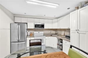 2670 NW 42nd Terrace, Lauderhill, FL 33313, - MLS#A11765344