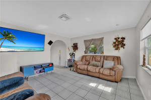 2670 NW 42nd Terrace, Lauderhill, FL 33313, - MLS#A11765344