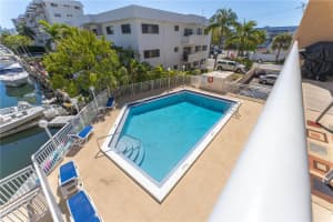 17051 NE 35th Ave APT 206, North Miami Beach, FL 33160, Sold 11/24/25