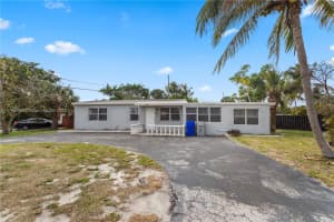2649 NE 14th Ter, Pompano Beach, FL 33064 - MLS#A11765400