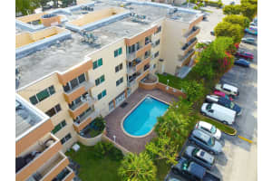 8050 NW 8th St #1409, Miami, FL 33126, - MLS#A11765430