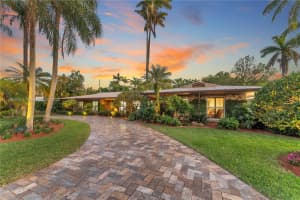 7180 Sw 115th Ter, Pinecrest
