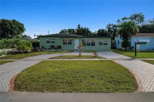 1290 NE 162nd St, North Miami Beach, FL 33162, - MLS#A11765475
