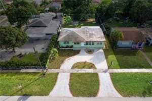 1290 NE 162nd St, North Miami Beach, FL 33162, - MLS#A11765475