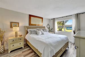 9821 Sunrise Lakes Blvd 107, Sunrise