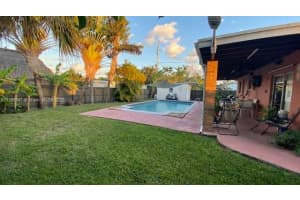 5925 SW 113th Ave, Miami, FL 33173, Sold 05/13/25
