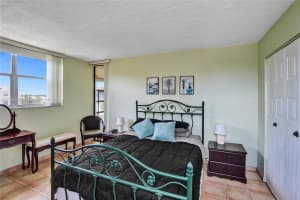 2811 Somerset Dr APT 405, Lauderdale Lakes, FL 33311, - MLS#A11765570