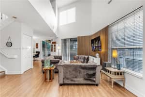 789 Ne 195th St Miami, FL 33179 - MLS#A11765579